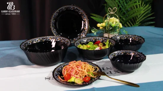Assiette à dîner en verre opale noire 9 pouces en forme de fleur Vente chaude Vaisselle en verre Conception OEM Assiette à dîner à usage domestique Inde Vente chaude Assiettes de service alimentaire