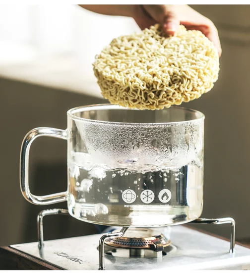 Marmite à soupe de nouilles en verre borosilicaté coupe-feu avec poignée en verre et couvercle